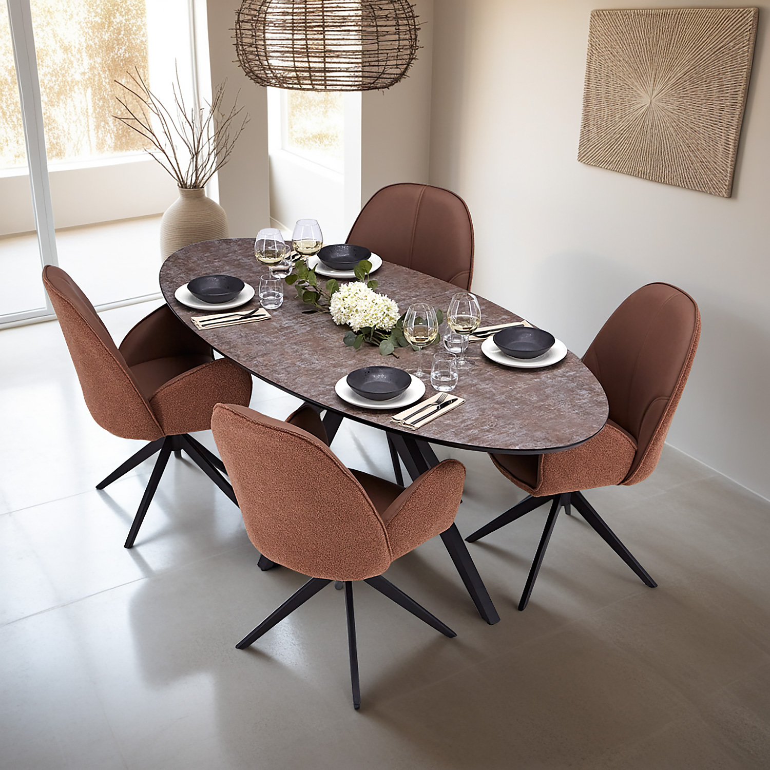 Esstisch mit 4 Stühlen Set Essgruppe Polsterstühle Drehbar Bouclé Leder Braun Beige Esszimmertisch Oval Metall Schwarz